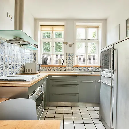 Wewelsflether Bäckerhaus - 250qm Für 12 Gäste Ferienhaus Wewelsfleth